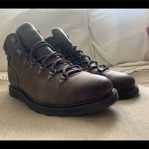 Sorel Madison II Hiking Boot 10 D